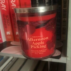 Bath and  Bodyworks Afternoon Apple Picking one wick candle